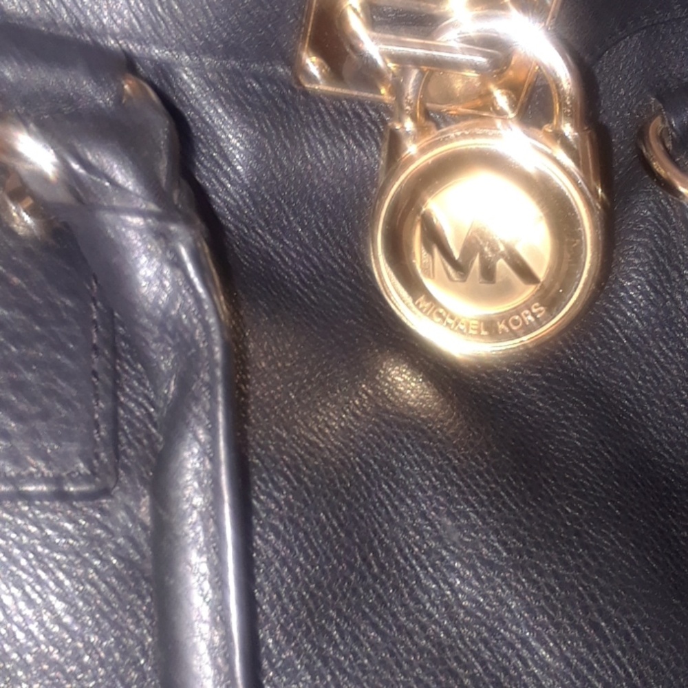 Used condition Michael Kors AUTHENTIC PURSE